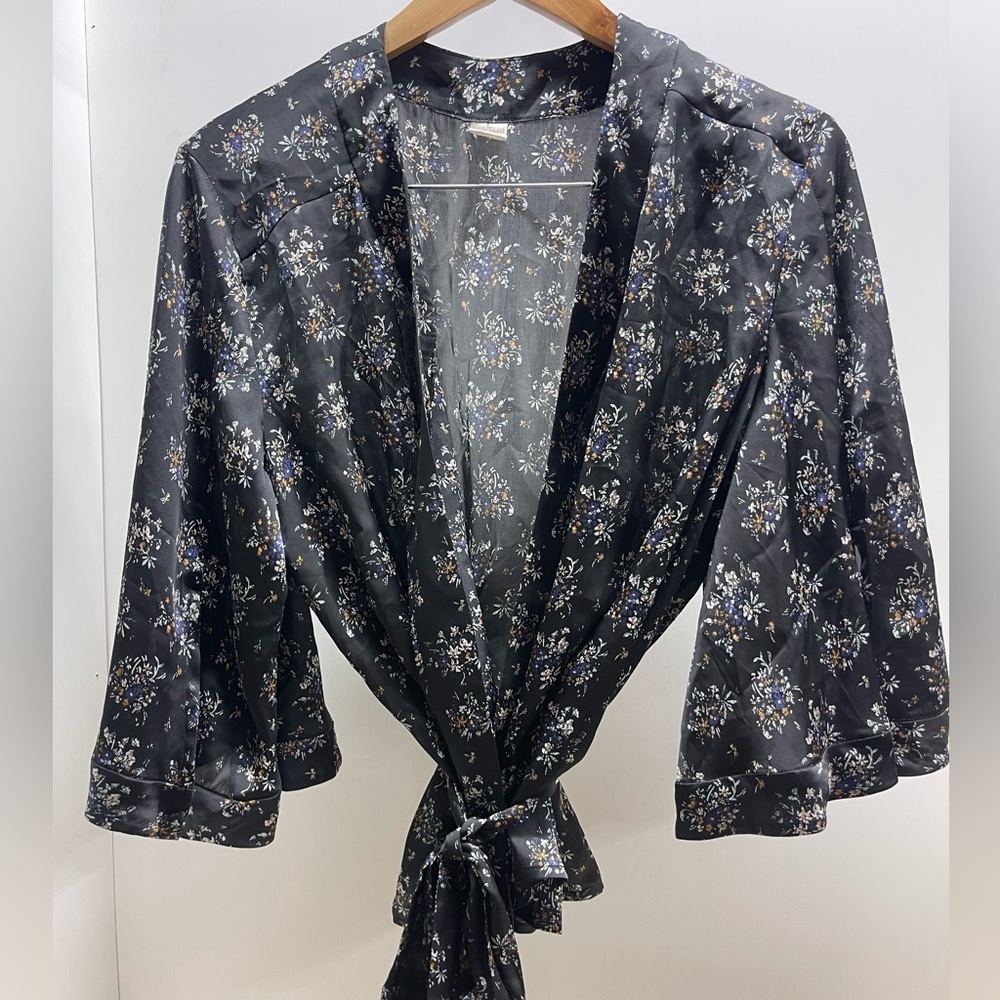 Wild Pearl Black Floral Satin Blouse